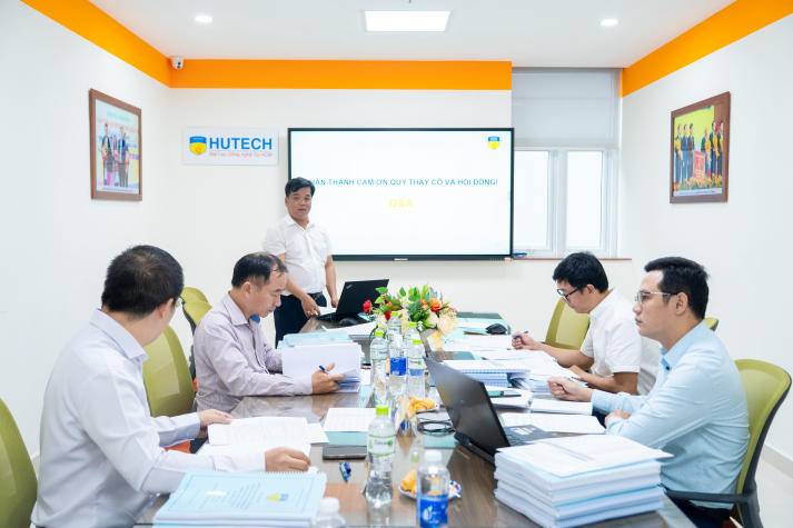 Nhiều giải pháp cho hệ thống điện thông minh tại buổi bảo vệ luận văn/đề án Thạc sĩ ngành Kỹ thuật điện 13