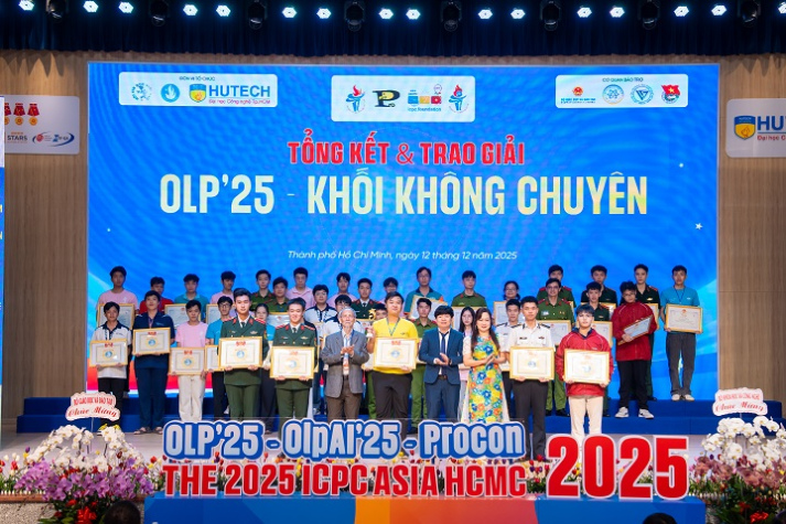 Khép lại OLP’25, OlpAI’25, Procon’25 và ICPC Asia HCMC 2025 tại HUTECH, mở ra tiềm năng mới cho thế hệ công nghệ trẻ 67