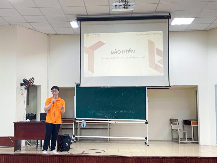 Hanwha Life Finance Mentor: Khi sinh viên trở thành “người thầy” của học sinh THPT 50