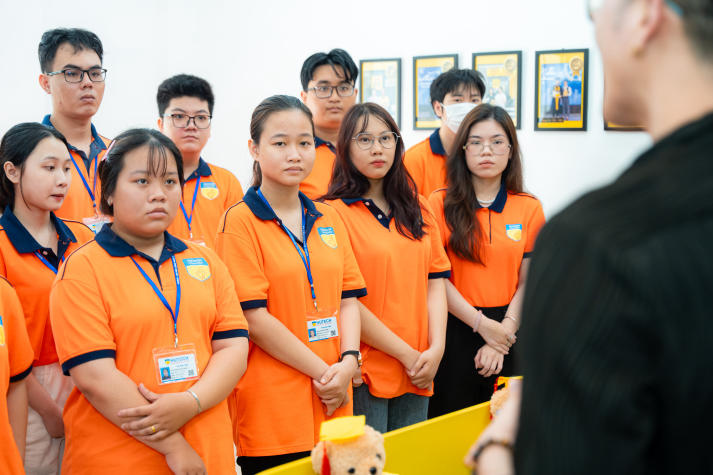 Gắn kết thực tiễn tại IELTS Mentor: Sinh viên Khoa Tiếng Anh nuôi dưỡng năng lực và đam mê nghề nghiệp 22