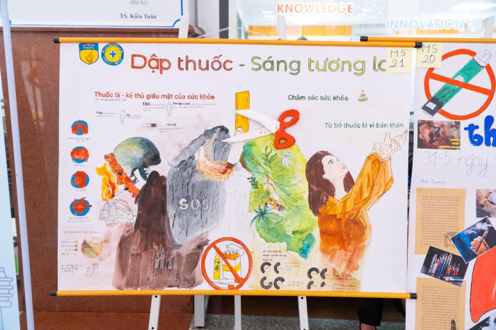 Ấn tượng buổi triển lãm Cuộc thi làm báo tường “Phòng, chống tác hại của thuốc lá điện tử” 206