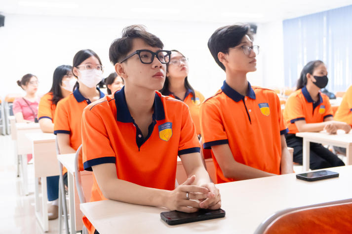 Tân binh Công nghệ sinh học trải nghiệm thực tiễn nghiên cứu tại Trung tâm Công nghệ sinh học TP.HCM 41