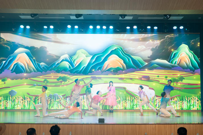 [Video] Sinh viên Quản trị sự kiện “chạm nghề” tại  ELITES EVENTER 48