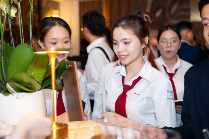 ​[Video] Sinh viên Quản trị khách sạn "chạm ngõ" ngành nghề cùng JW Marriott Hotel & Suites SaiGon 22