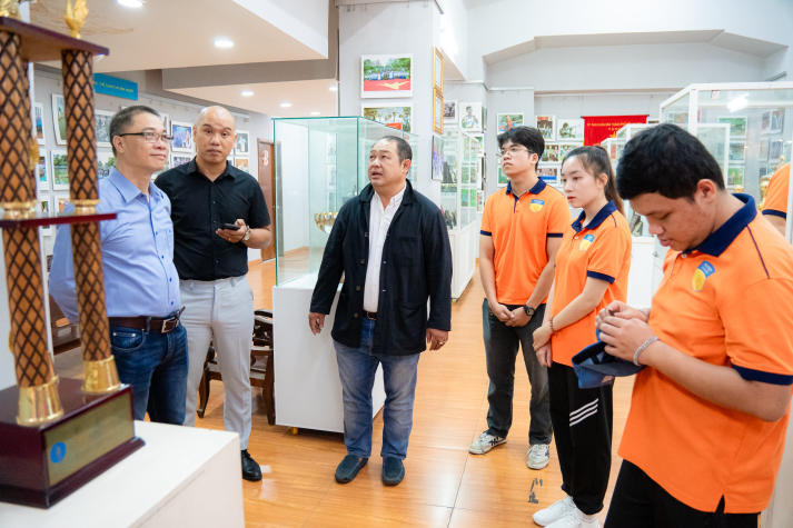 Tìm hiểu môi trường chuyên nghiệp tại Trung tâm Huấn luyện và Thi đấu TDTT TP.HCM cùng sinh viên Quản lý thể dục thể thao 18