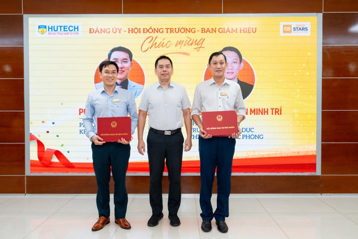 HUTECH trao quyết định bổ nhiệm tân Phó Giáo sư Trần Quốc Thao,  Phó Giáo sư Nguyễn Minh Trí và 02 tân Phó Viện trưởng Viện Đào tạo Quốc tế 8