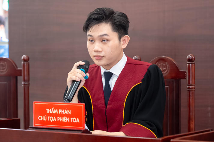 [Video] Sinh viên Khoa Luật lan tỏa tinh thần thượng tôn pháp luật 87