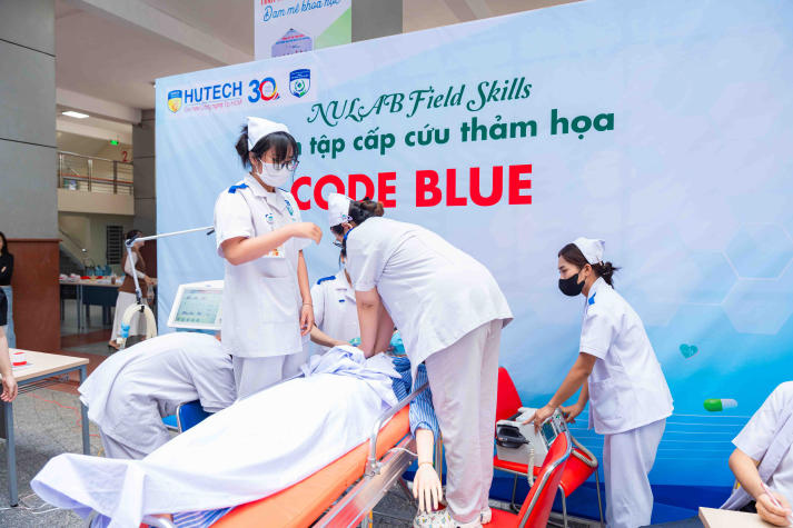 [Video] Sinh viên Khoa Điều dưỡng và Xét nghiệm rèn kỹ năng qua các hoạt động thực chiến 58