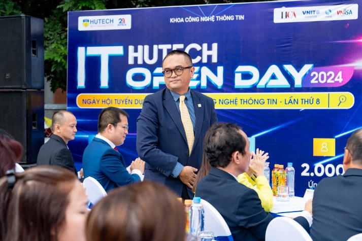 [Video] Gần 50 doanh nghiệp “săn” nhân sự công nghệ chất lượng tại HUTECH IT Open Day 2024 50