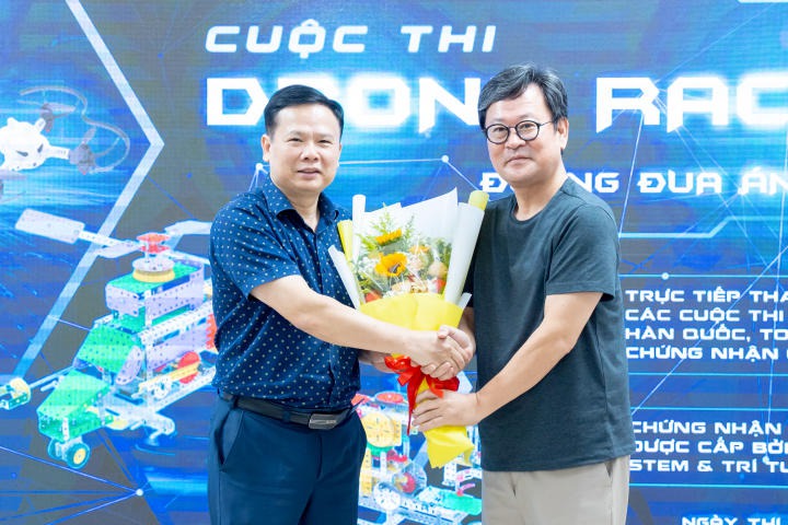 ​Viện Công nghệ Việt - Hàn chính thức phát động cuộc thi Drone Racing "Đường đua ánh sáng" 54