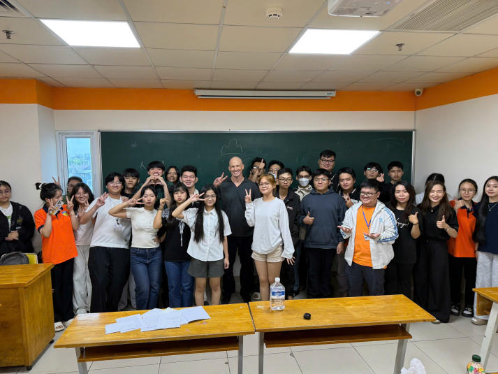 Gương mặt tân sinh viên Hồ Trúc Uyên: Kỷ luật để chạm đến ước mơ 58