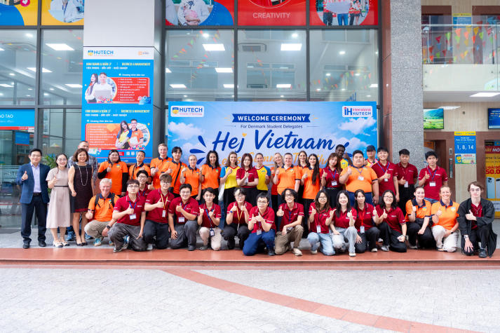 [Video] HUTECH-ers cùng bạn bè quốc tế khởi động mùa hè đa văn hóa tại Vietnam Summer Program 91