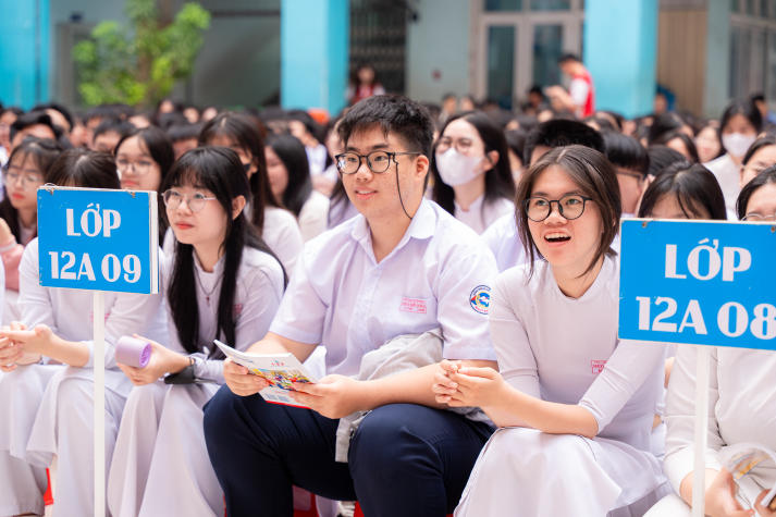 Hiểu công nghệ, nắm bắt tương lai: Lời khuyên chọn ngành trong kỷ nguyên AI 97