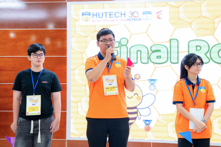 HUTECH Spelling Bee 2025: “Đấu trường từ vựng” của những bản lĩnh trẻ 78