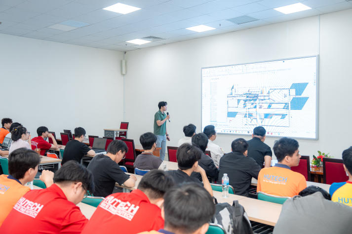 Sinh viên Viện Kỹ thuật thử thách tư duy thiết kế tại cuộc thi “Innovation Machine Design 2026” 34