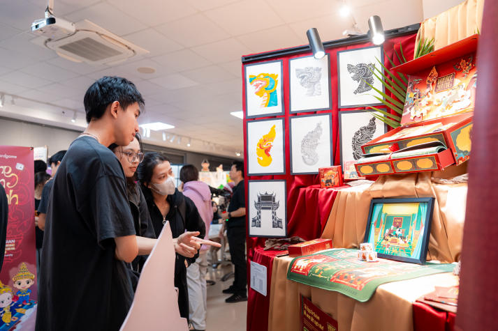 [Video] Triển lãm đồ án vốn cổ dân tộc: Khi văn hóa Khmer được kể bằng ngôn ngữ thiết kế hiện đại 86