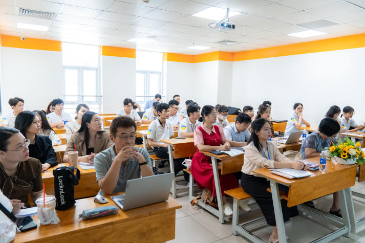 Sinh viên VJIT phát huy tư duy sáng tạo qua các đề tài nghiên cứu khoa học 10
