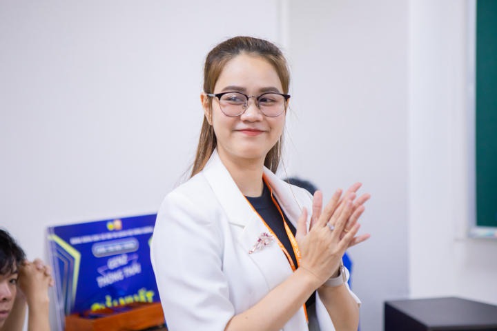 Sinh viên Khoa Khoa học Xã hội và Quan hệ Công chúng thể hiện tài năng qua cuộc thi học thuật “GenZ thông thái” 28