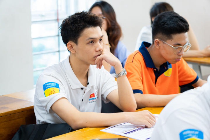 Sinh viên VJIT trau dồi nhiều kiến thức hữu ích tại khóa học kỹ năng chuyên môn cùng Công ty NEC Việt Nam 43