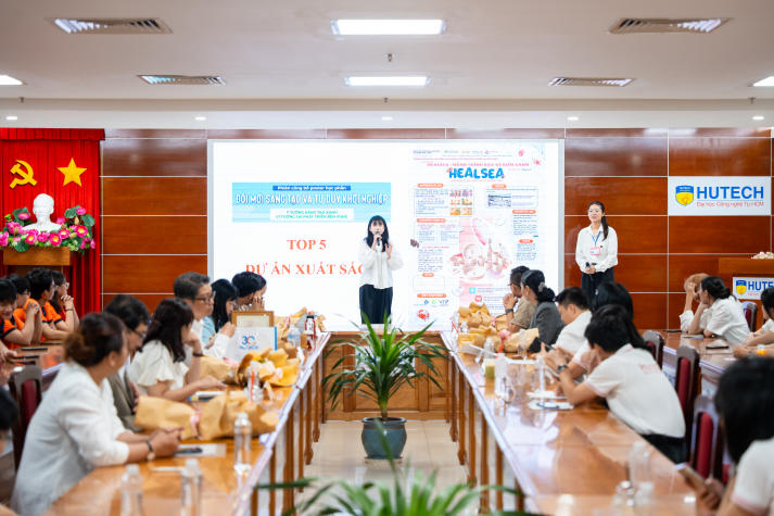 [Video] Sinh viên HUTECH đề xuất nhiều giải pháp xanh cho tương lai phát triển bền vững 63