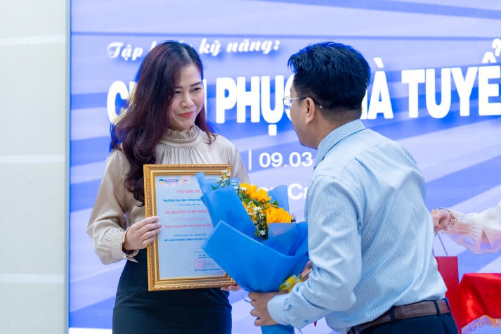 Sinh viên HUTECH trang bị kỹ năng, sẵn sàng “săn việc” tại ngày hội tuyển dụng HUTECH Career Day 2024 23