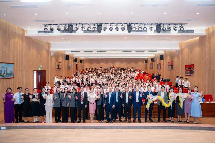 [Video] Học kỳ doanh nghiệp 2025: Bệ phóng nghề nghiệp cho sinh viên Nhà hàng - Khách sạn 103