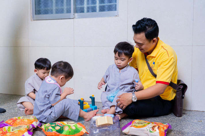 “Cho đi là còn mãi” - Hành trình sẻ chia yêu thương của cộng đồng Cựu sinh viên và Doanh nhân HUTECH 101