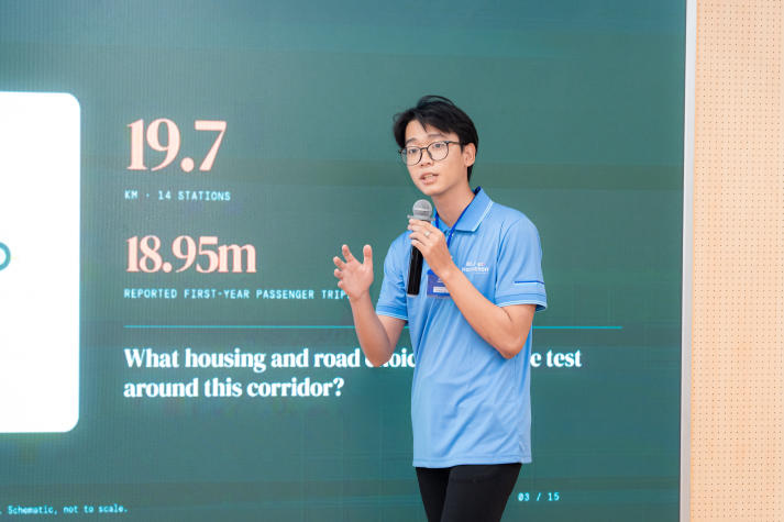 [Video] Chung kết MLAI Hackathon 2026: Sân chơi kết nối tài năng trẻ AI với bài toán doanh nghiệp 56