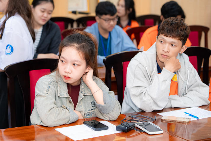 IT-ers HUTECH thực hành tiếng Anh chuyên ngành trong tình huống giao tiếp nghề nghiệp 61