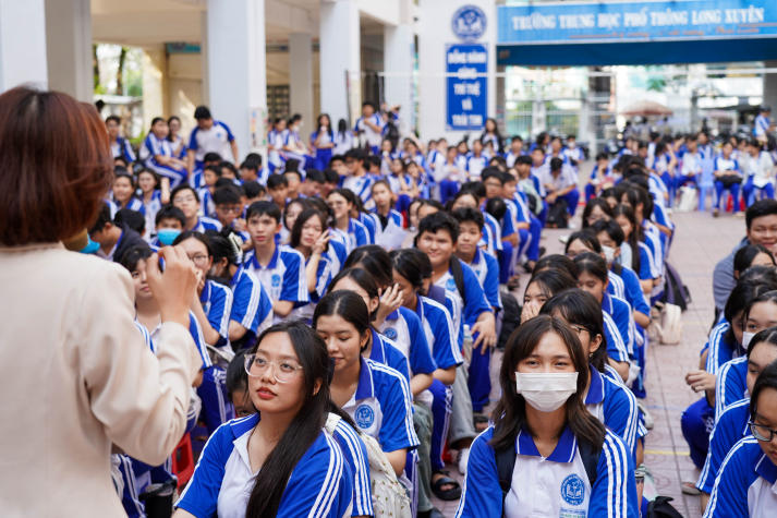 Sinh viên ngành Tâm lý học kết nối hơn 2.000 học sinh An Giang qua hành trình “Hiểu tâm lý - Vững tương lai” 77