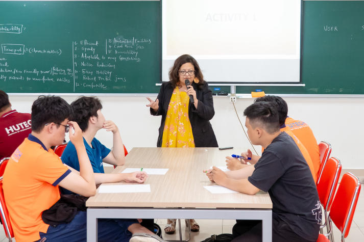 Sinh viên HUTECH mở rộng góc nhìn về giao thông bền vững cùng chuyên gia Ấn Độ 51