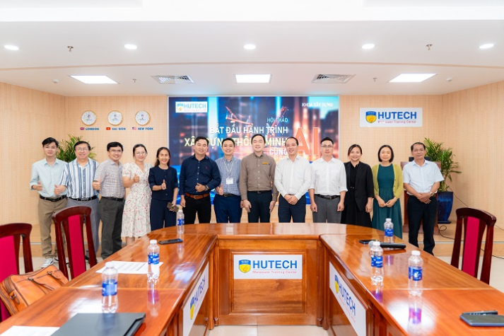 HỘI THẢO "BẮT ĐẦU HÀNH TRÌNH XÂY DỰNG THÔNG MINH CÙNG AI" 77