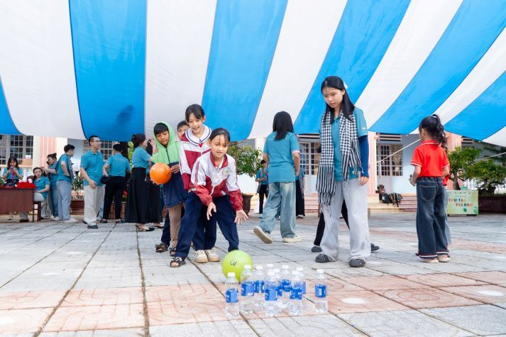 “Trăng sáng Langbiang” mang mùa Trung thu ấm áp đến học sinh Đà Lạt 47