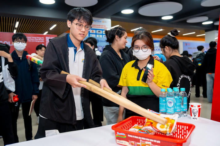 Hơn 7.000 cơ hội việc làm đón chờ sinh viên trong HUTECH Job Fair 2026 vào 07/5 tới 69