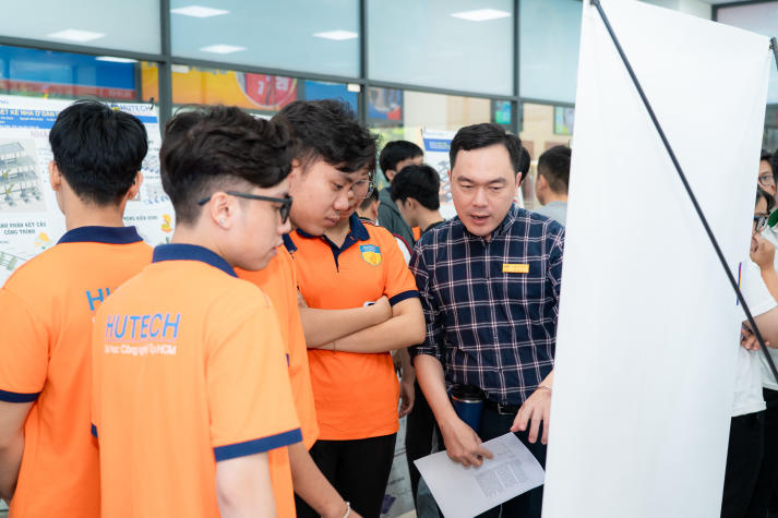 Chạm ngõ nghề nghiệp từ đồ án số: Dấu ấn sinh viên Khoa Xây dựng tại BIM Project Showcase 2026 60