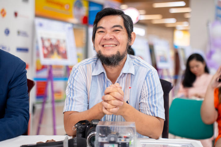 Sinh viên Khoa Quản trị kinh doanh giành giải Quán quân HUTECH Photo Contest “Beloved Teacher 2025” 30