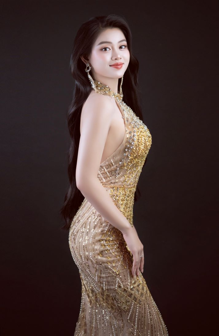Dàn Miss & Mr HUTECH qua các thời kỳ tái xuất tại Đêm hội văn hóa Chào năm học mới tối 22/10 31