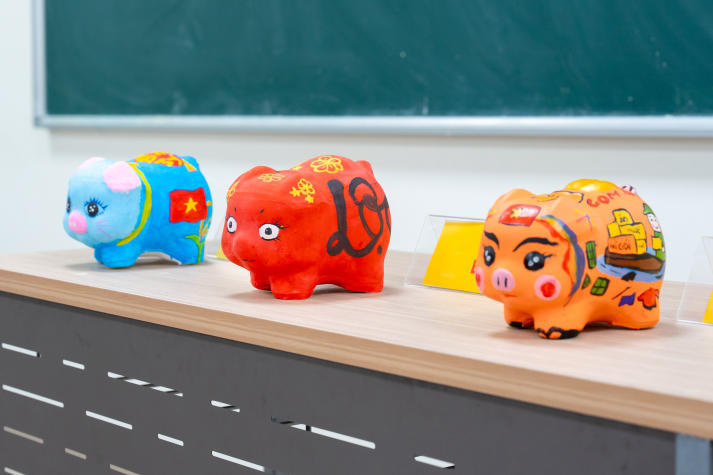 Gom yêu thương - tạo thay đổi: Sinh viên Viện Khoa học Ứng dụng  lan tỏa giá trị nhân văn qua “Piggybank for Change 2025” 42