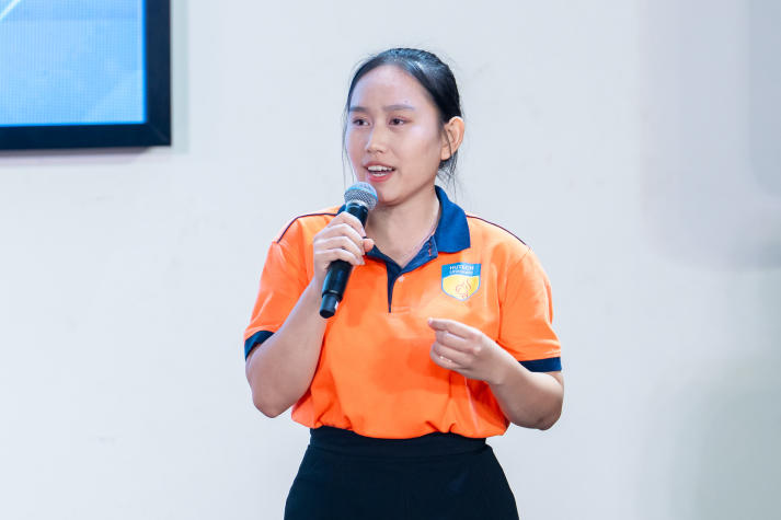 Sinh viên HUTECH tự tin thể hiện bản lĩnh tại Hội thi Hùng biện Khối thi đua 17 28