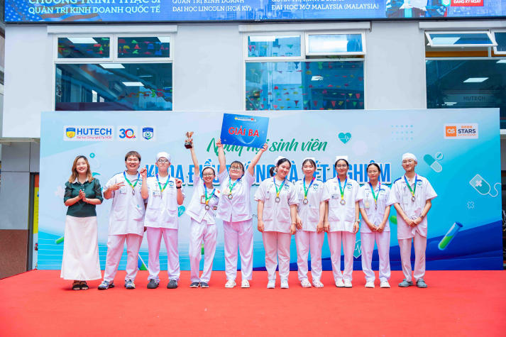 [Video] Sinh viên Khoa Điều dưỡng và Xét nghiệm rèn kỹ năng qua các hoạt động thực chiến 175