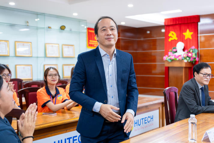 HUTECH enhances Korean language learning experience with international standard “K-VOICE” Interpretation and Translation Lab 109