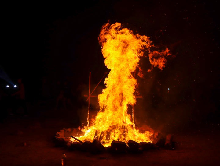 “Cháy” hết mình tại Hội trại truyền thống, sinh viên VJIT vẽ thanh xuân rực rỡ 98