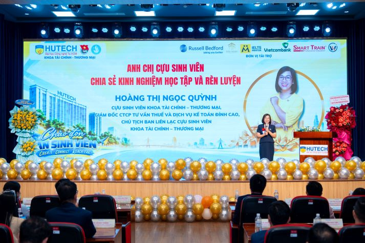 [Video] Tân sinh viên Khoa Tài chính - Thương mại khởi động hành trình đại học với tinh thần “Sáng tạo - Kết nối - Vươn xa” 90