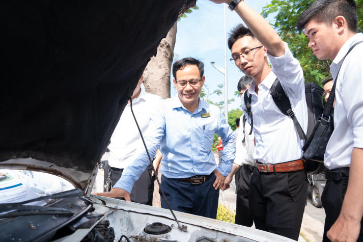 [Video] Loạt đồ án tốt nghiệp “chạm” thực tiễn của sinh viên Ô tô I-HUTECH gây ấn tượng mạnh 84