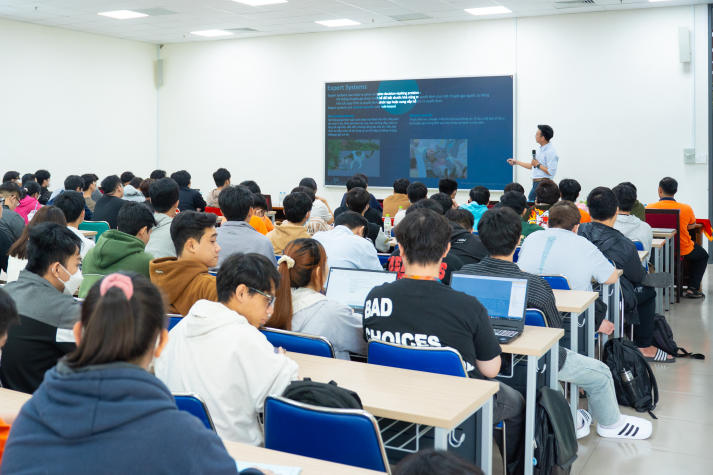 Sinh viên Công nghệ thông tin chủ động chinh phục AI trong lĩnh vực An ninh mạng 39