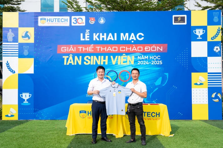 [Video] Giải thể thao chào đón tân sinh viên năm học 2024-2025 chính thức khai màn tranh đấu 36