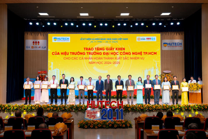 [Video] HUTECH long trọng công bố xếp hạng QS Ranking trong dịp Tri ân Nhà giáo 20/11 182