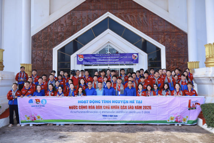 Chiến sĩ HUTECH hoàn thành hành trình tình nguyện quốc tế tại Lào 11