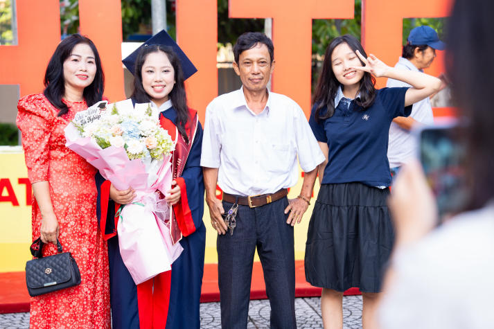 [Video] Từ sàn đấu đến lễ vinh danh: Câu chuyện bản lĩnh của tân khoa HUTECH Nguyễn Phạm Vĩnh Khang 127
