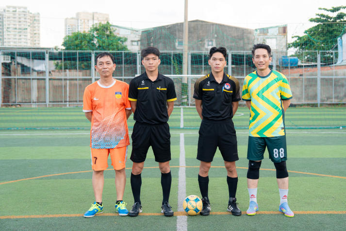 [Hội thao CB-GV-NV HUTECH 2025]: Bóng đá nam xác định hai đội tranh ngôi vô địch 29